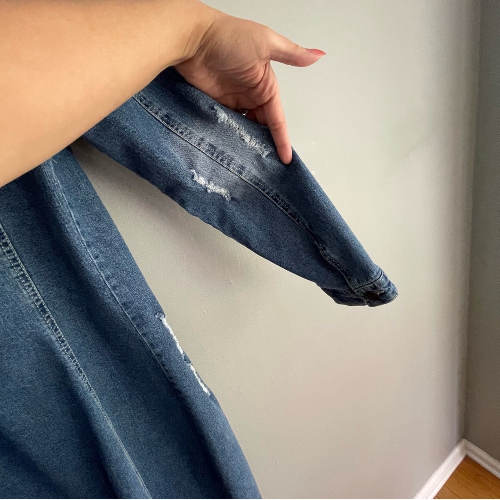 Cardigan, Jean jacket - Picture 4 of 13